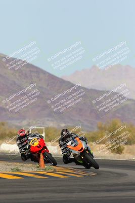 media/Feb-04-2023-SoCal Trackdays (Sat) [[8a776bf2c3]]/Turn 14 (115pm)/